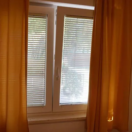 House Uljana - Two Bedroom With Terrace 2 * Zuljana